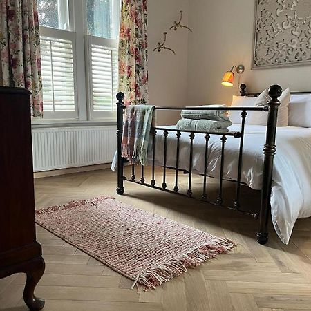 Private Apartment - 3 Bedrooms ハロゲート エクステリア 写真