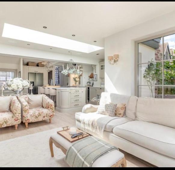 Private Apartment - 3 Bedrooms ハロゲート エクステリア 写真